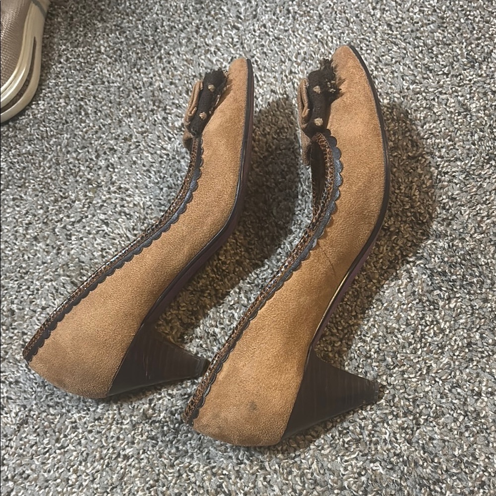 Poetic License women’s size 8 39 Tan and Brown low heel with Bow Detail - Picture 5 of 7